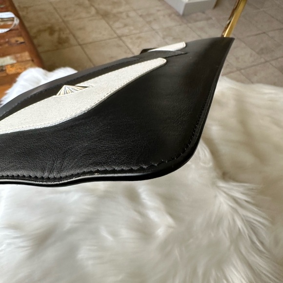 Auth Fendi Clutch - Picture 11 of 15